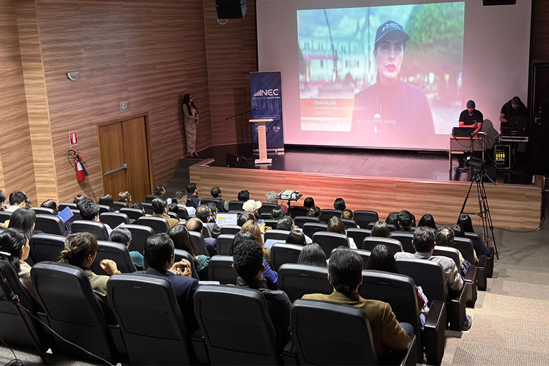 INEC SOCIALIZÓ LA ENIGHUR CON ESTUDIANTES UNIVERSITARIOS PARA FORTALECER LA INVESTIGACIÓN Y EL ANÁLISIS ECONÓMICO DEL PAÍS